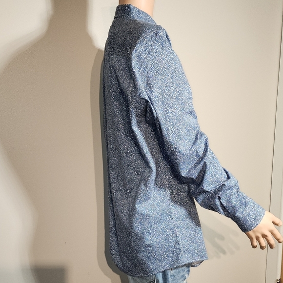 Men's Blue Patterned Casual Button Down Shirt - Picture 4 of 7